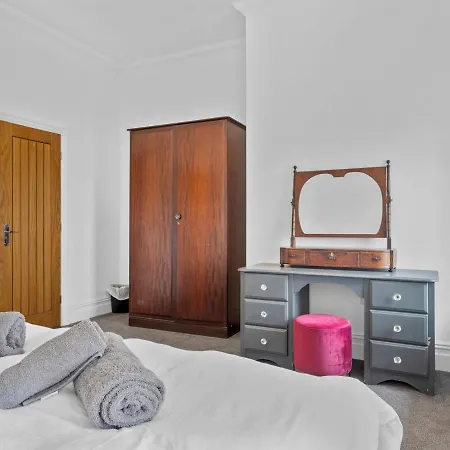 Pass The Keys Yew Tree Stunning With Sea View Apartamento *